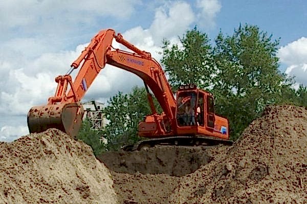 Экскаватор универсальный ЕК 270 применение